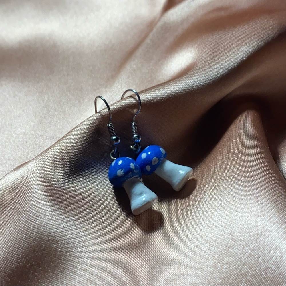 ❤️‍🔥 handmade mushroom earrings